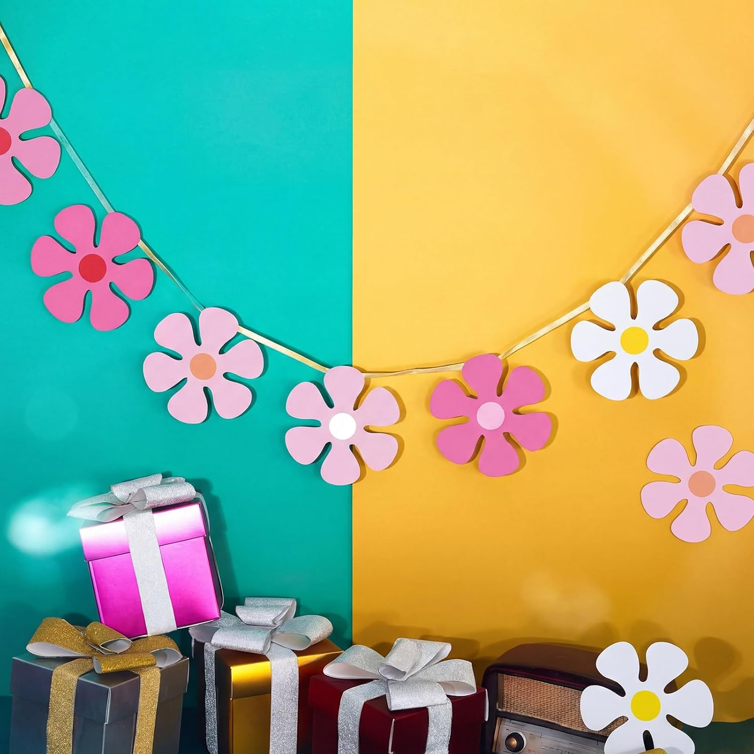 image:imageOutus 60 Pieces Retro Flower Shaped Cutouts 60s 70s 80s Mini Retro Car Flower Cutouts for Hippie Spring Party Craft Home Wall DecorationMulticolor433Pink