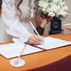 image:imageOutus 2 Pieces Wedding Pens for Guest Book Signing Pen with Metal Hollow Round Holder Stand Set for Wedding Bridal Engagement Reception SuppliesGoldWhite