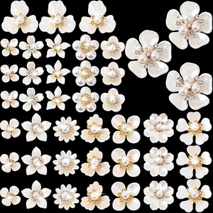 image:imageHINZIC 45pcs Rhinestone Pearl Buttons 9 Styles Flat Back Faux Pearl ButtonWhite 42pcs 14styles