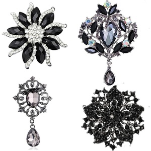 image:imageEzing 4Pcs Brooch Lot with Large Big Size Rhinestone Crystal Fashion JewelryBlack