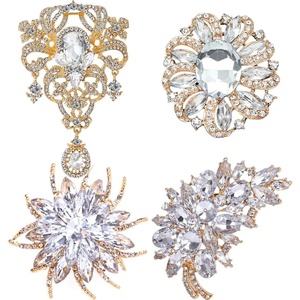 image:imageEzing 4Pcs Brooch Lot with Large Big Size Rhinestone Crystal Fashion Jewelryp