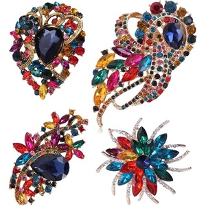 image:imageEzing 4Pcs Brooch Lot with Large Big Size Rhinestone Crystal Fashion Jewelrys