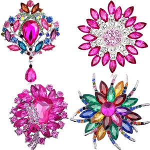image:imageEzing 4Pcs Brooch Lot with Large Big Size Rhinestone Crystal Fashion Jewelryu